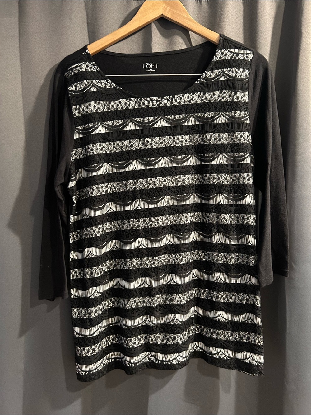 LOFT black lace detail top Large